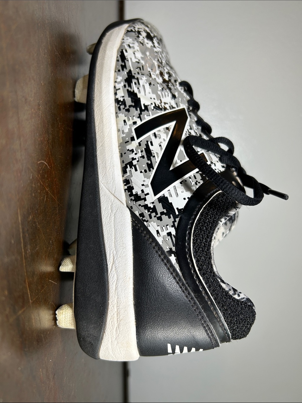 New Balance 4040v5 Turf Trainers Gray,Black, White Camo Baseball Cleats Size 5.5 - Picture 12 of 13